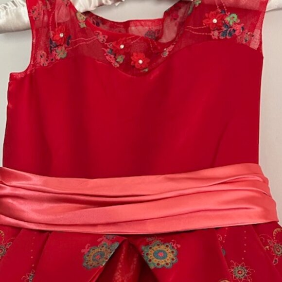 Princess Dress collab between Chasing Fireflies and Disney - Picture 5 of 12